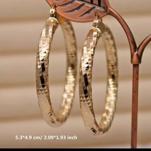 NEW 18k gold plated hoop earrings
